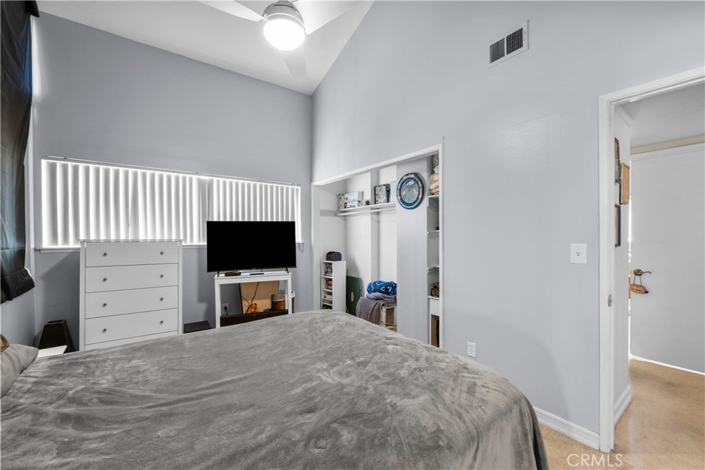 565 Martinique Place Property Photo 16