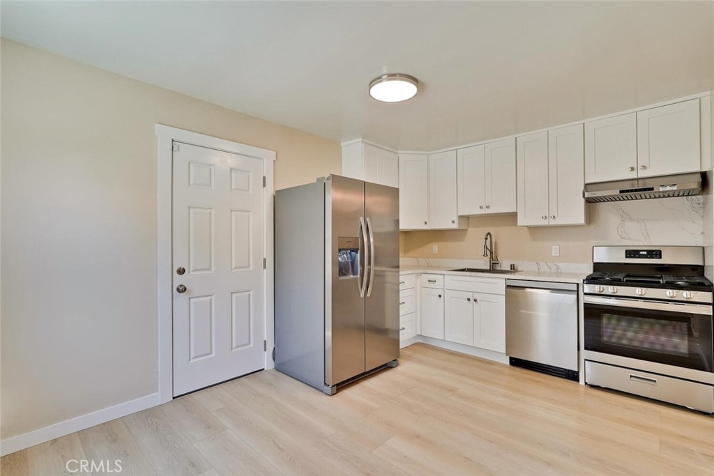 1221 Westminster Avenue Property Photo 7