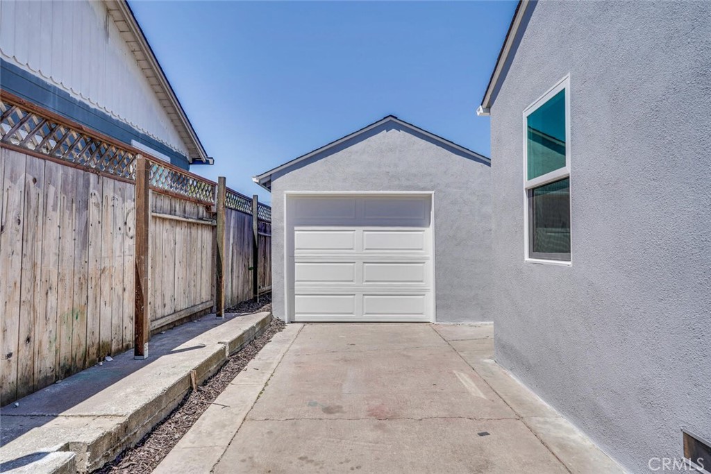 1221 Westminster Avenue Property Photo 16