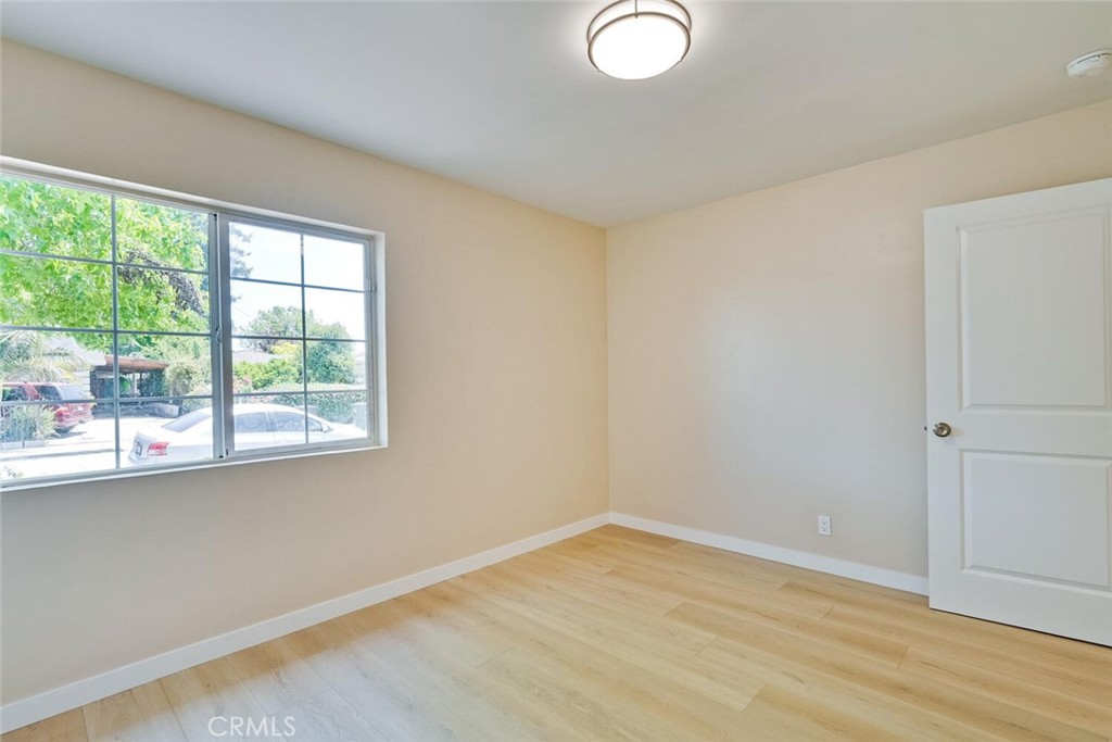 1221 Westminster Avenue Property Photo 30