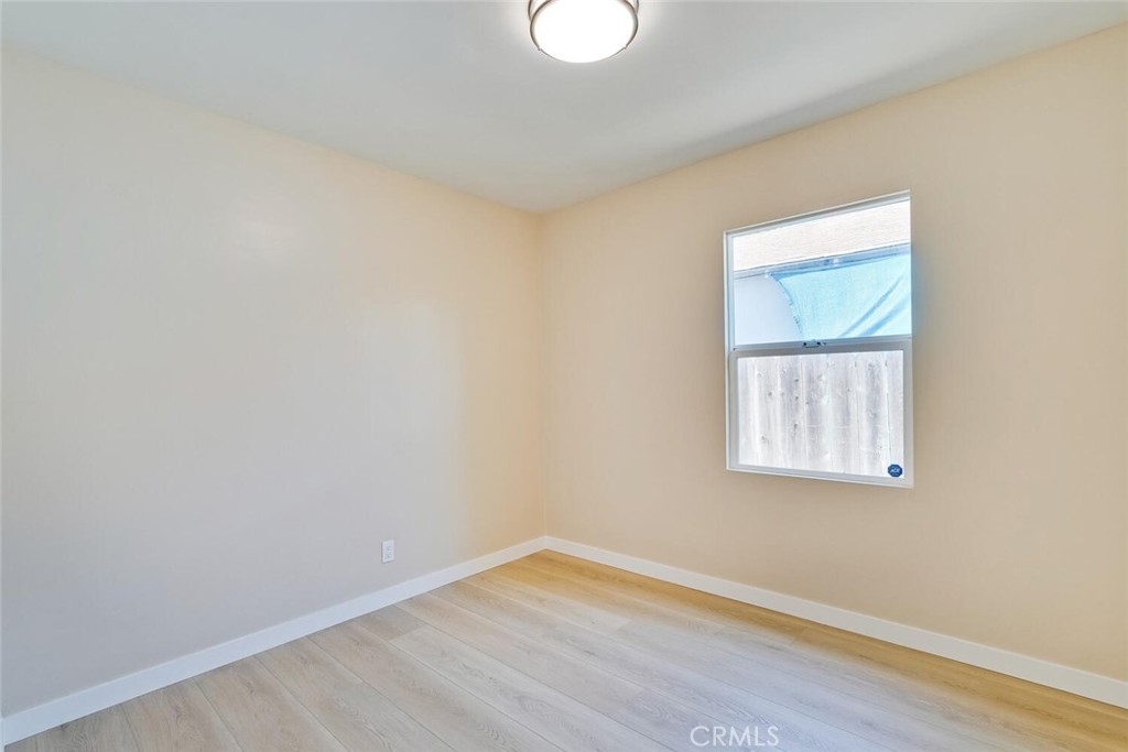 1221 Westminster Avenue Property Photo 32