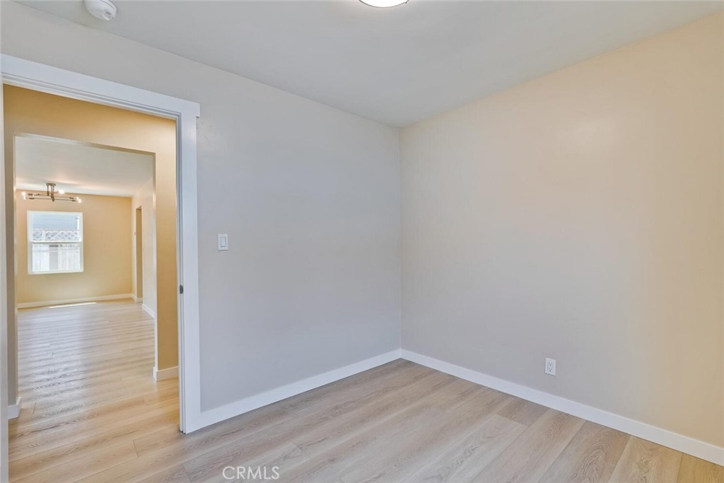 1221 Westminster Avenue Property Photo 33