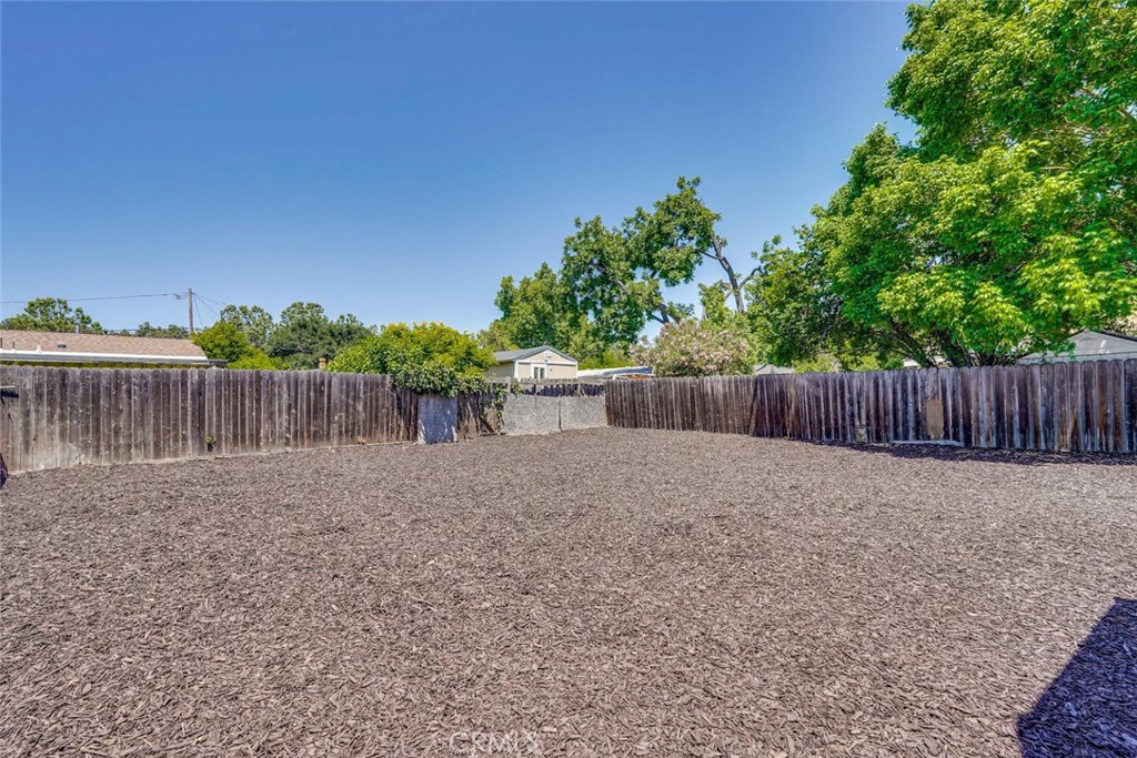 1221 Westminster Avenue Property Photo 38