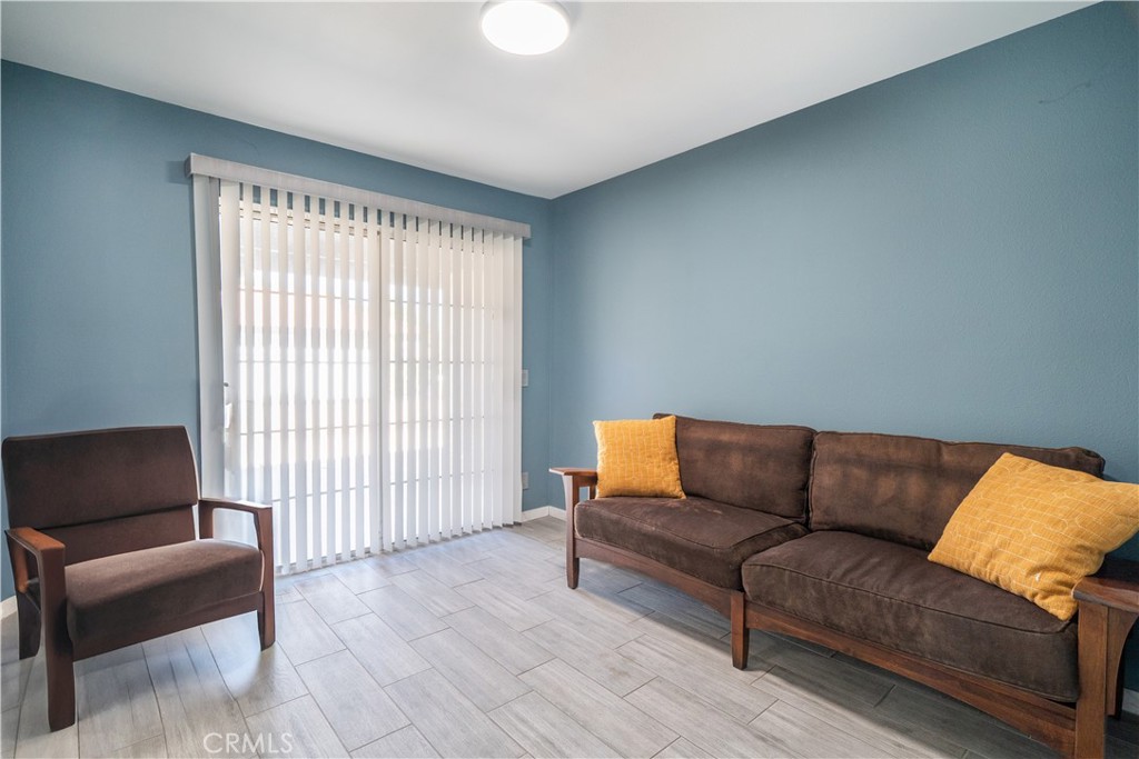 24931 Heil Drive Property Photo 14