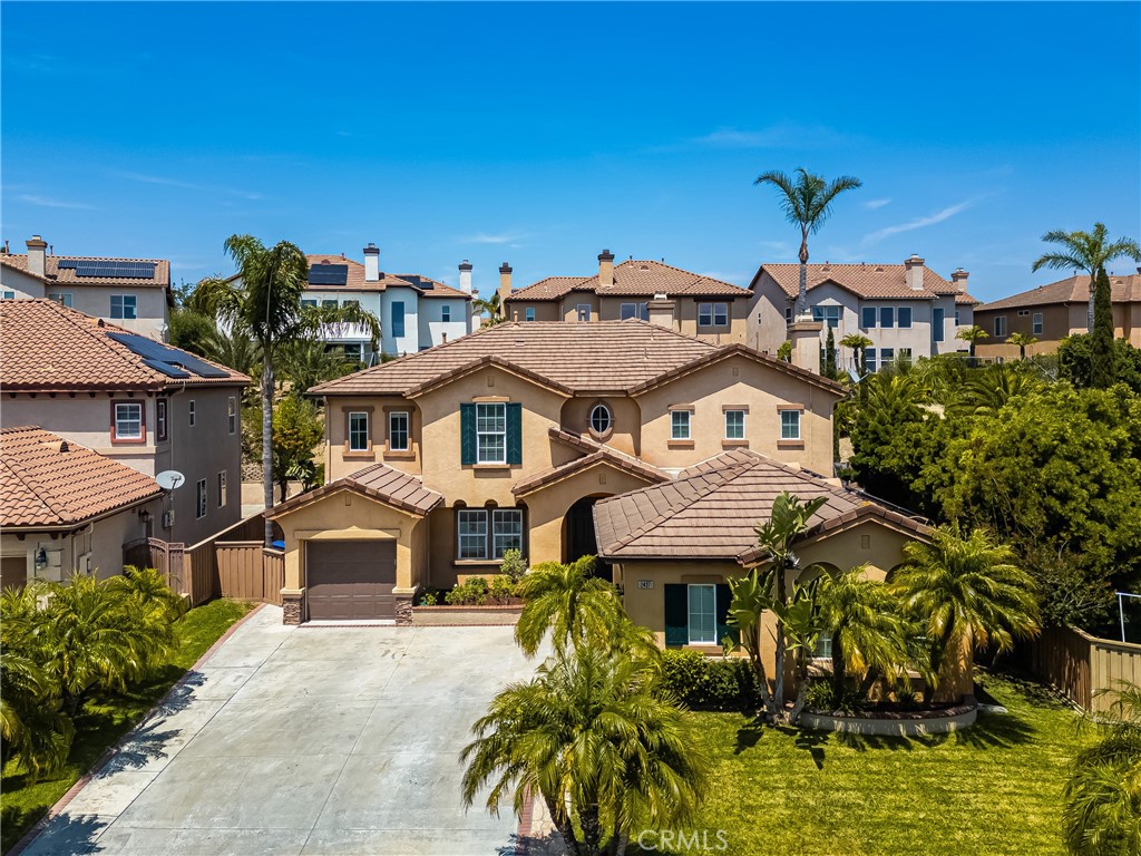 2437 N Eaton Court Property Photo 1