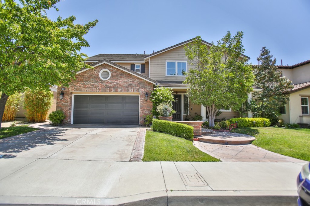 2483 N Highwood Road Property Photo 1