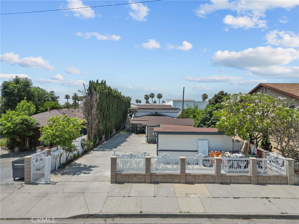 1823 Fruitvale Avenue Property Photo 1