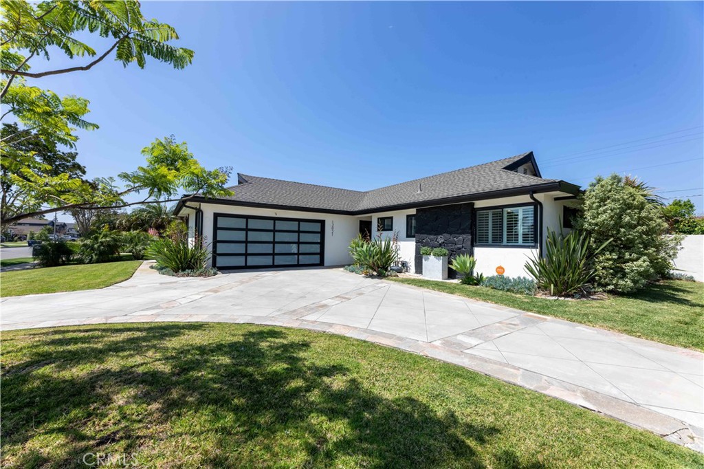 12021 Reagan Street Property Photo 7
