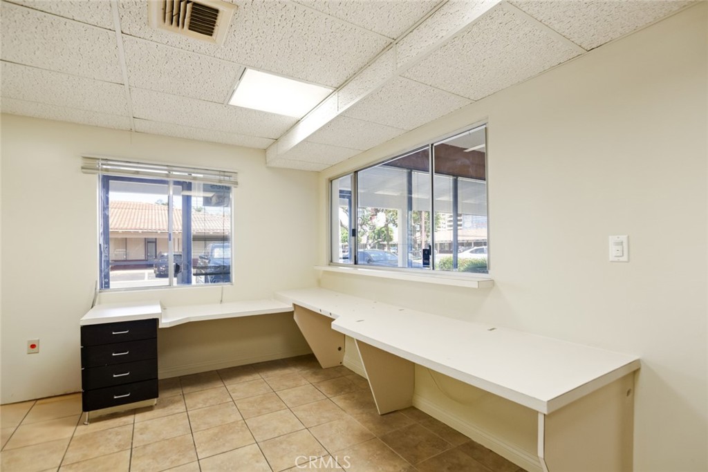 1111 Town And Country Road Property Photo 15