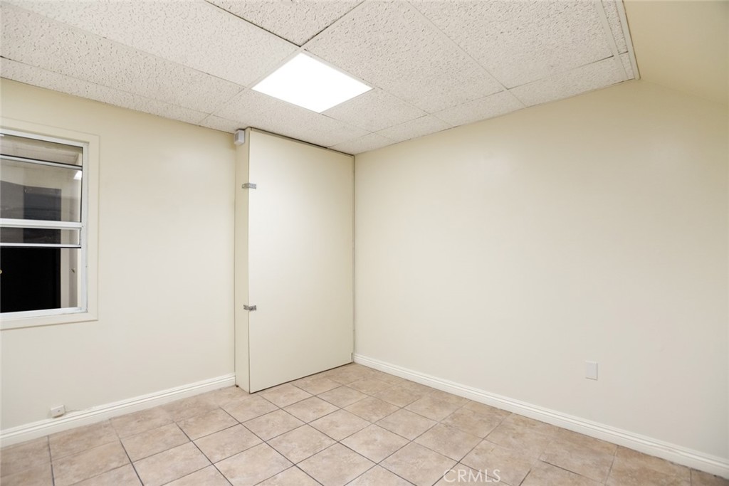 1111 Town And Country Road Property Photo 16