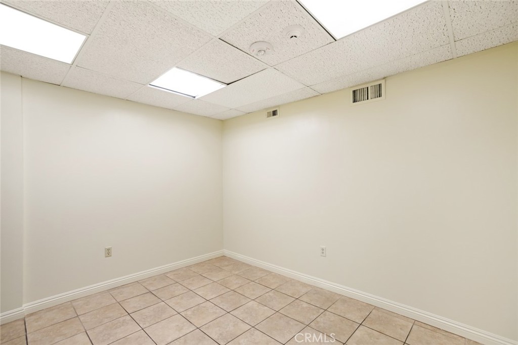 1111 Town And Country Road Property Photo 24