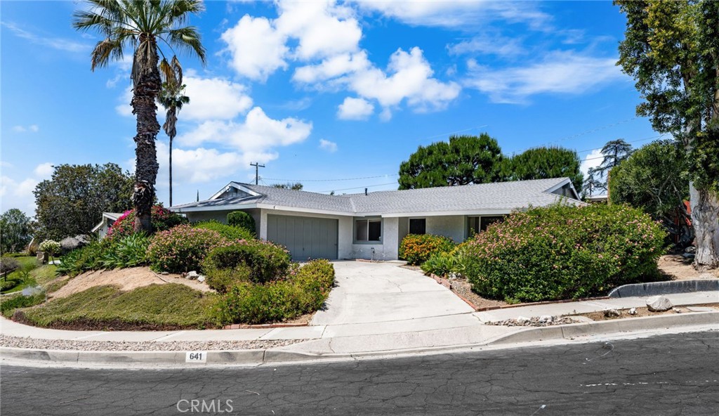 641 Casa Blanca Drive Property Photo 1