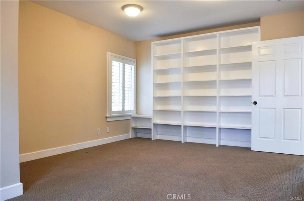 1533 E 4th Street Property Photo 15