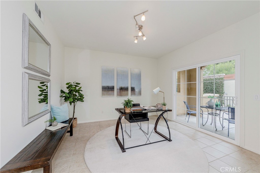 10410 Orchid Way Property Photo 9