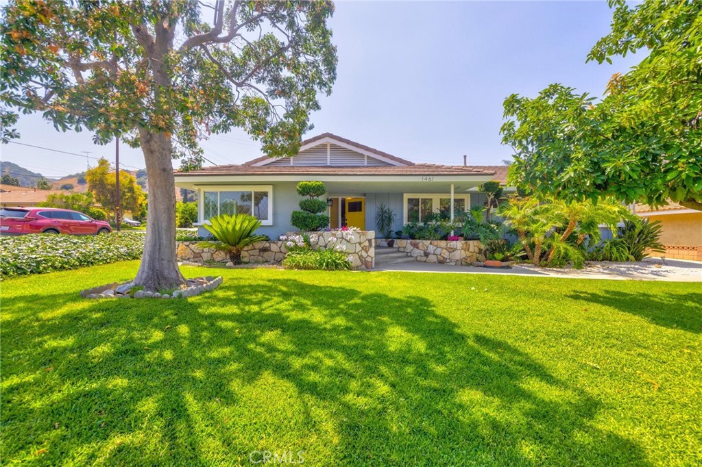 1461 Ameluxen Avenue Property Photo 1