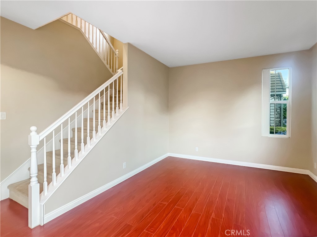8062 Holland Park Street Property Photo 8