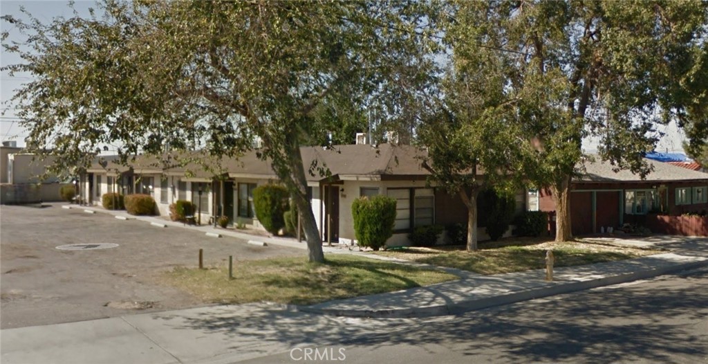 44931 Trevor Avenue Property Photo 2