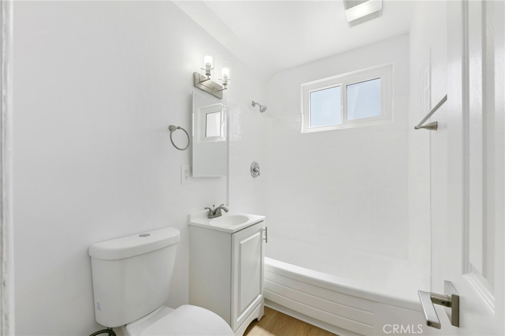 1242 Cedar Avenue Property Photo 10