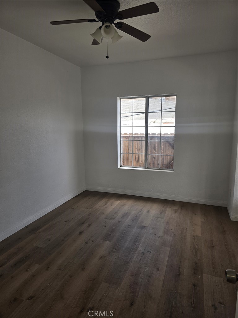 1126 S Dacotah Street Property Photo 3