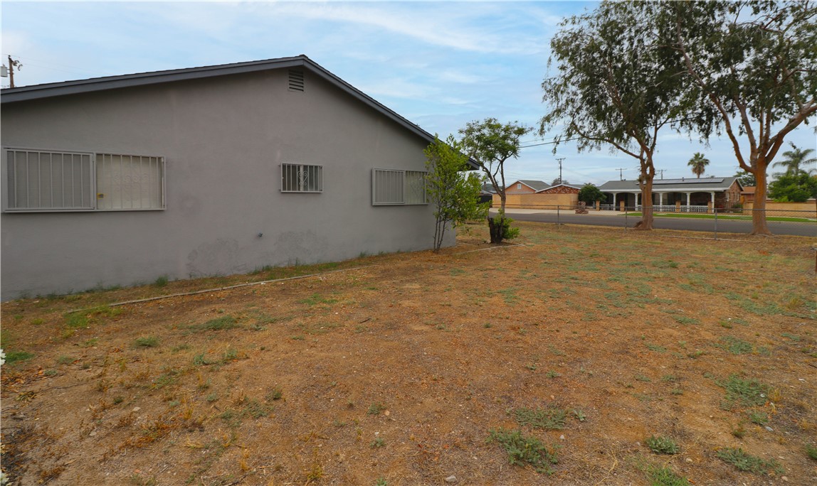 7815 Cunningham Street Property Photo 8