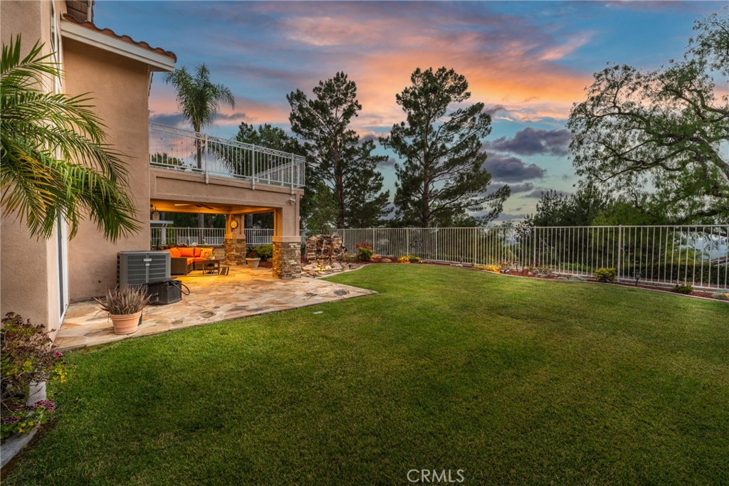 530 S Laureltree Drive Property Photo 1