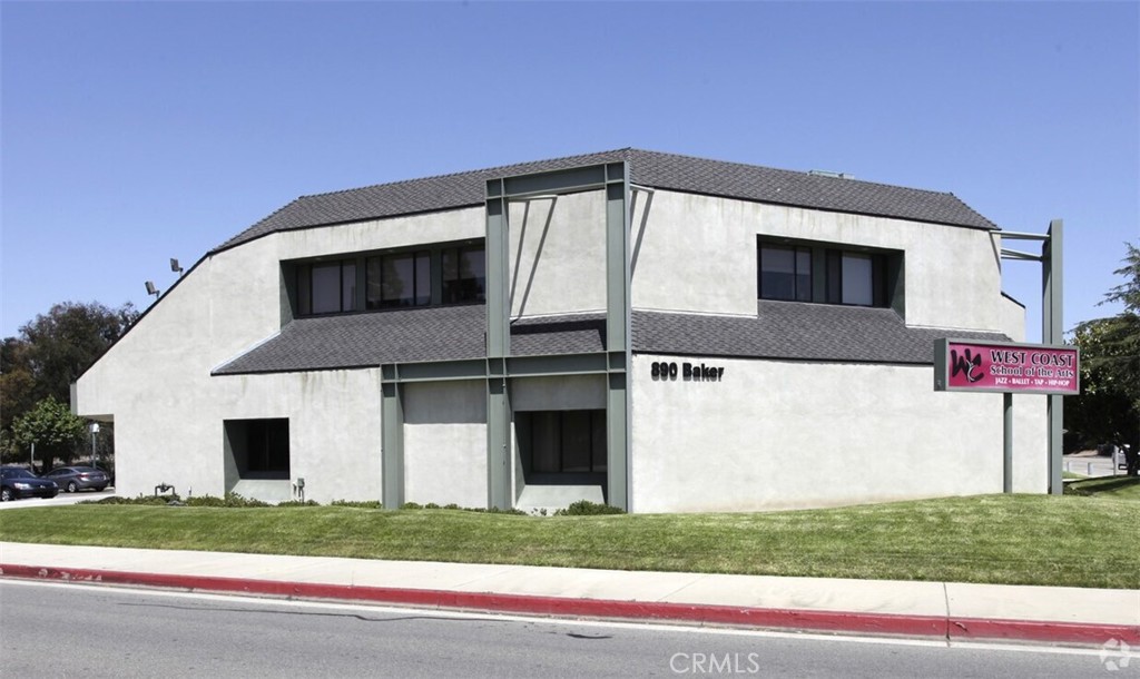 890 Baker St 201 Property Photo 10