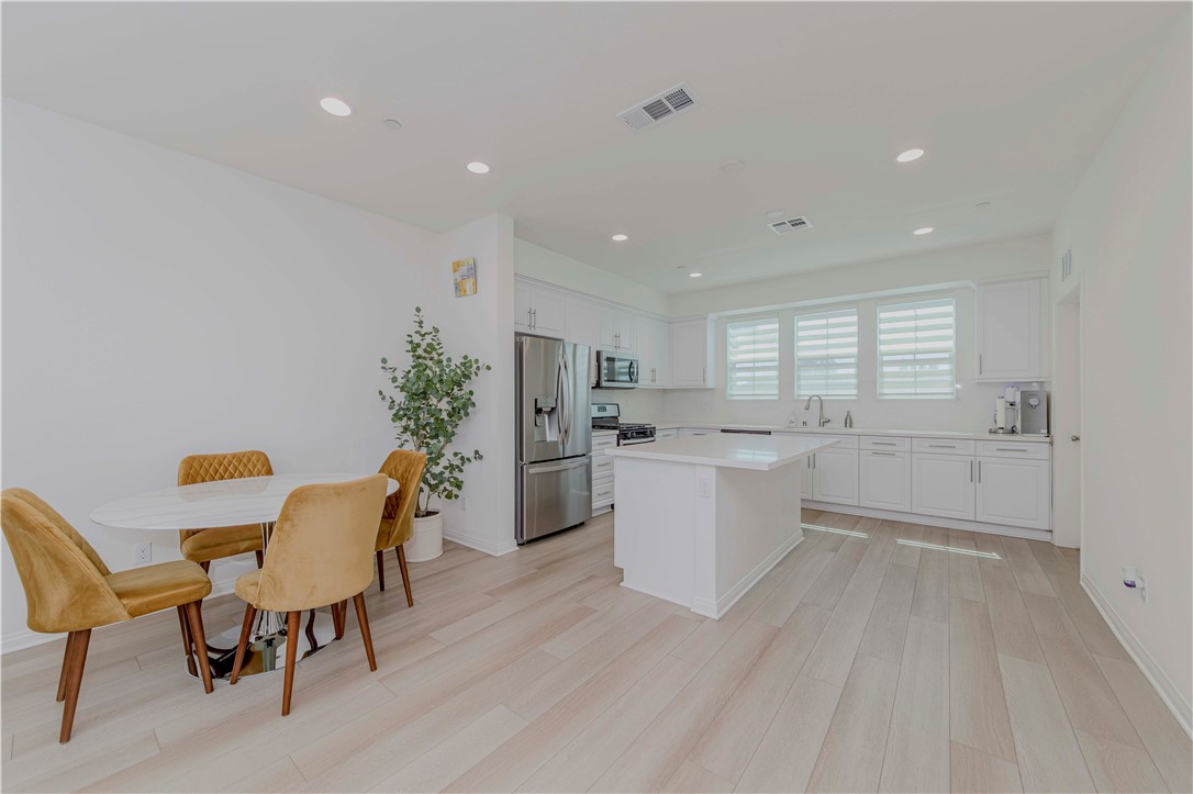 6983 Alderwood Avenue Property Photo 12