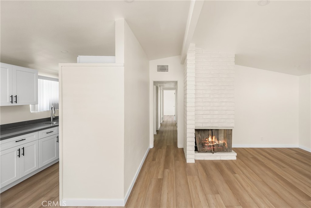 1419 W Dogwood Avenue Property Photo 8