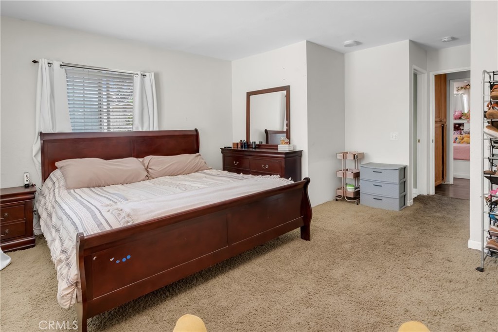 18280 Santa Fe Avenue Property Photo 17