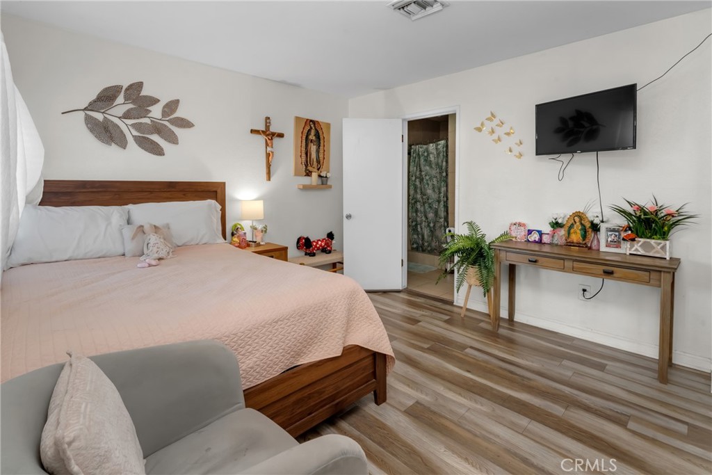 18280 Santa Fe Avenue Property Photo 21