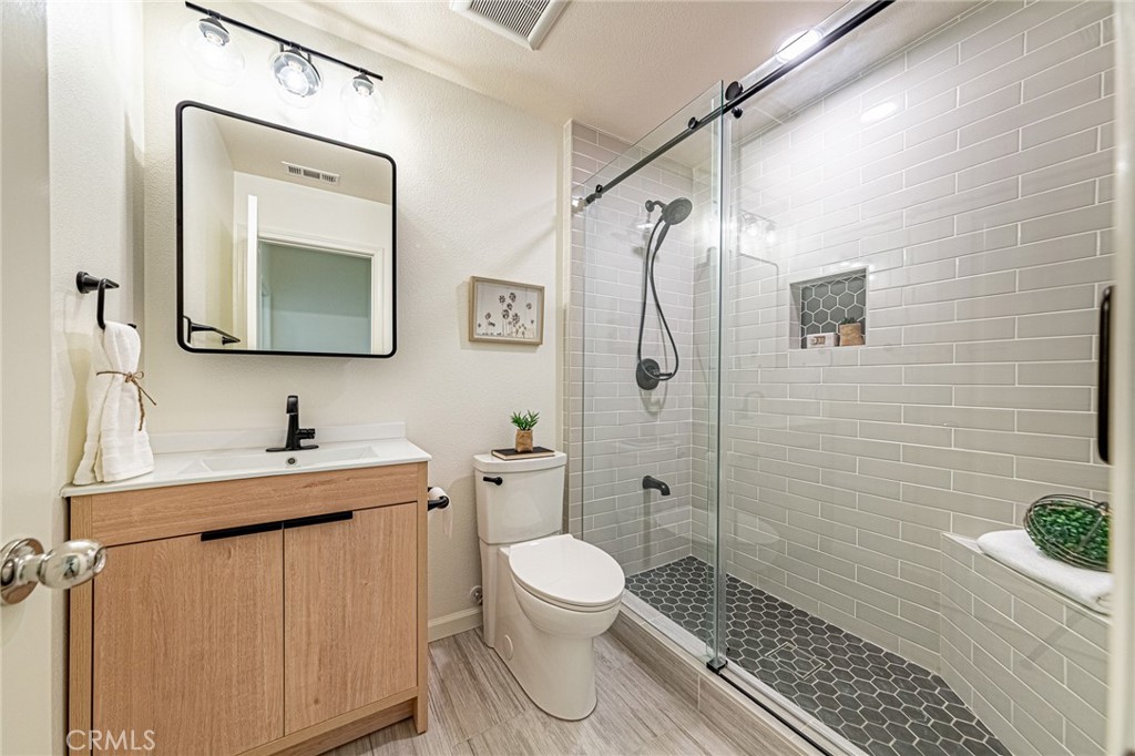 15405 Ashley Court Property Photo 29
