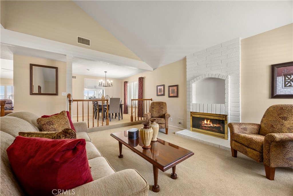 1084 S Burlwood Drive Property Photo 13