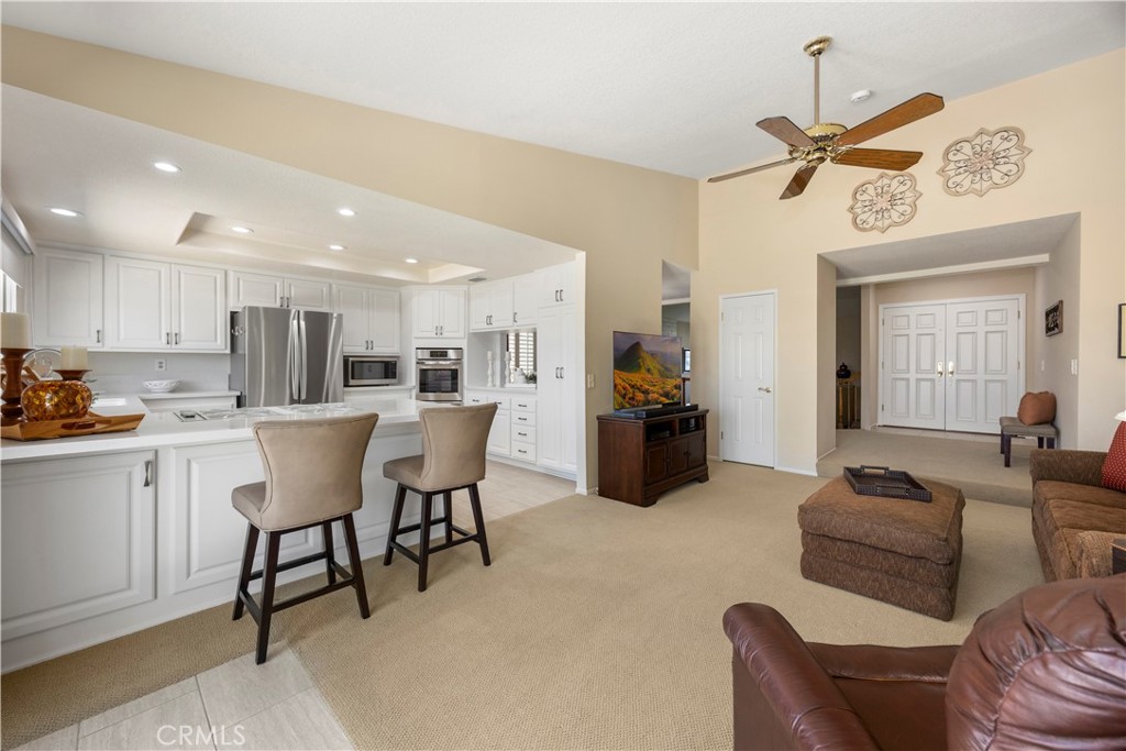 1084 S Burlwood Drive Property Photo 19
