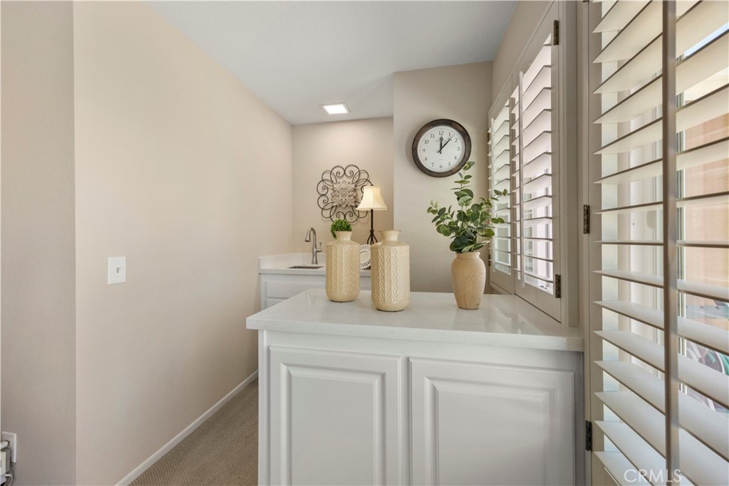 1084 S Burlwood Drive Property Photo 20