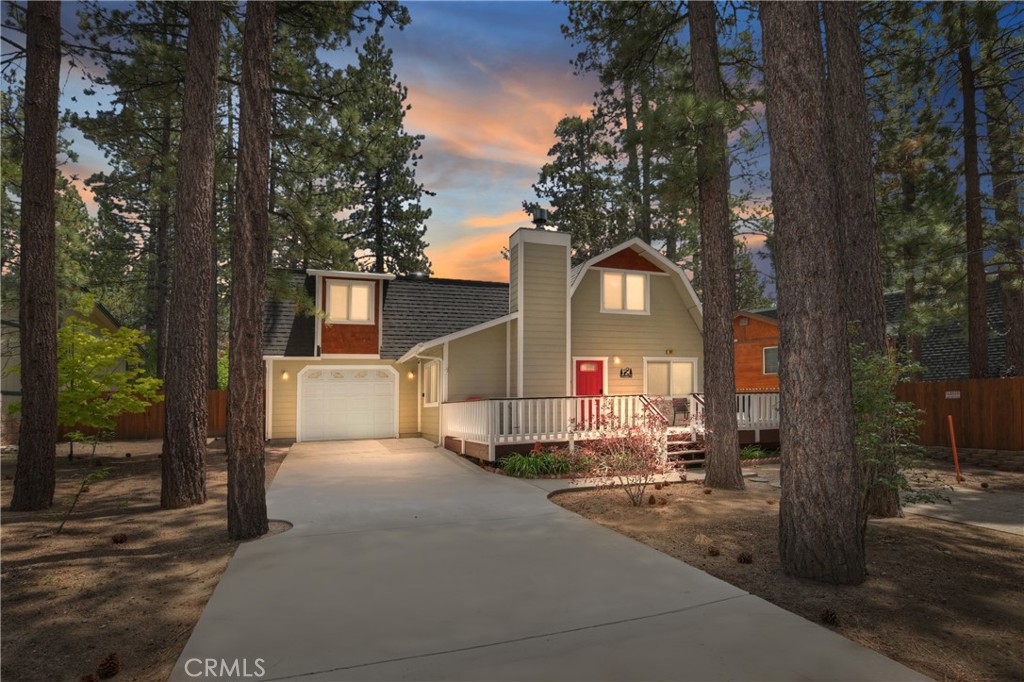 381 Santa Clara Boulevard Property Photo 1