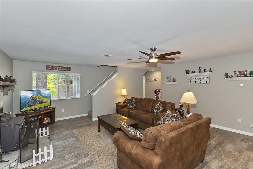 381 Santa Clara Boulevard Property Photo 7