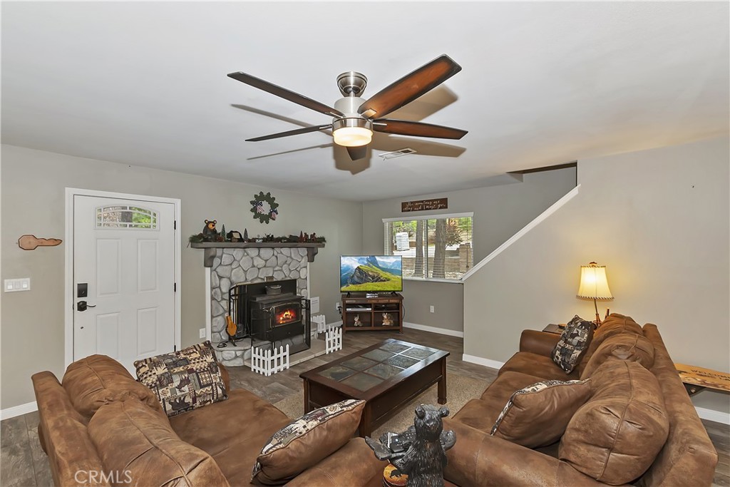 381 Santa Clara Boulevard Property Photo 9
