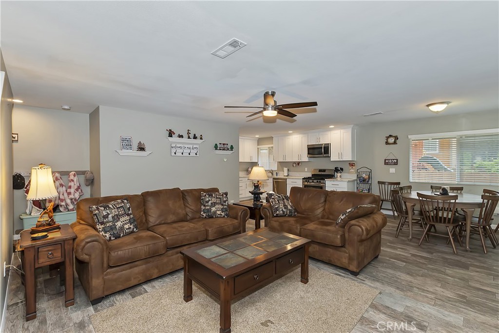 381 Santa Clara Boulevard Property Photo 11