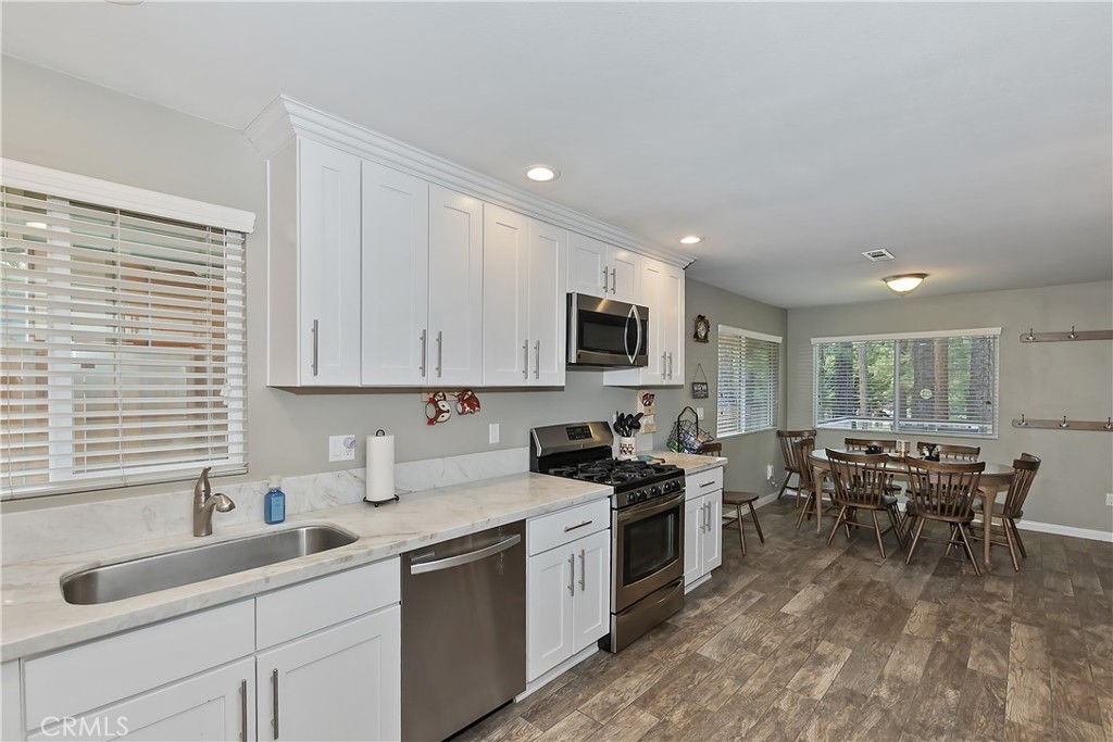 381 Santa Clara Boulevard Property Photo 16
