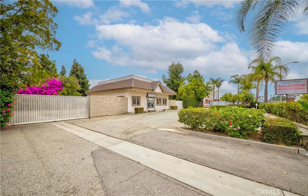8111 Commonwealth Avenue Property Photo 7