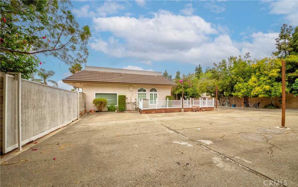 8111 Commonwealth Avenue Property Photo 8
