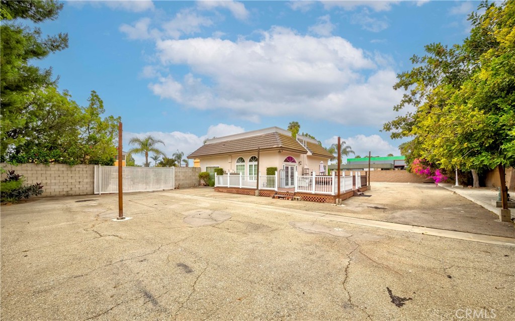 8111 Commonwealth Avenue Property Photo 11