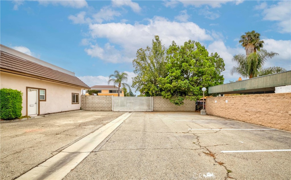 8111 Commonwealth Avenue Property Photo 13