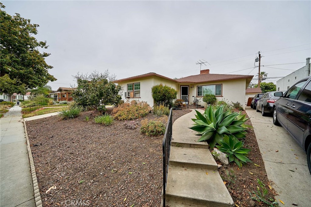 3744 Myrtle Avenue Property Photo 1