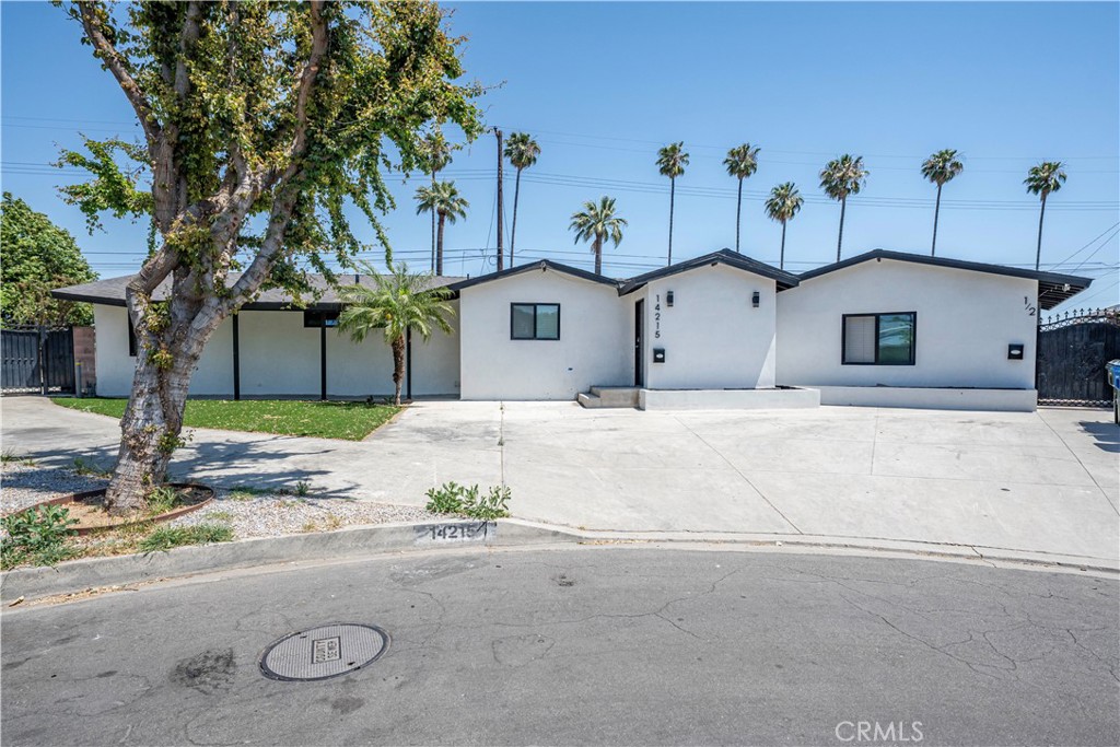 14215 Ragus Street Property Photo 1