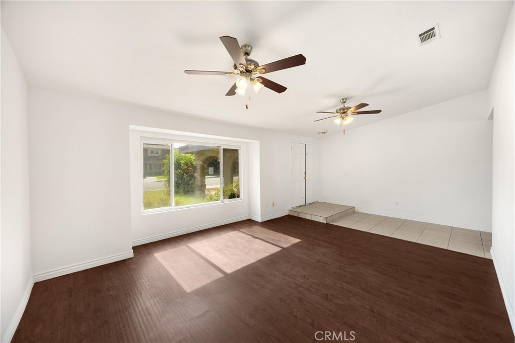861 S Arrowhead Avenue Property Photo 8