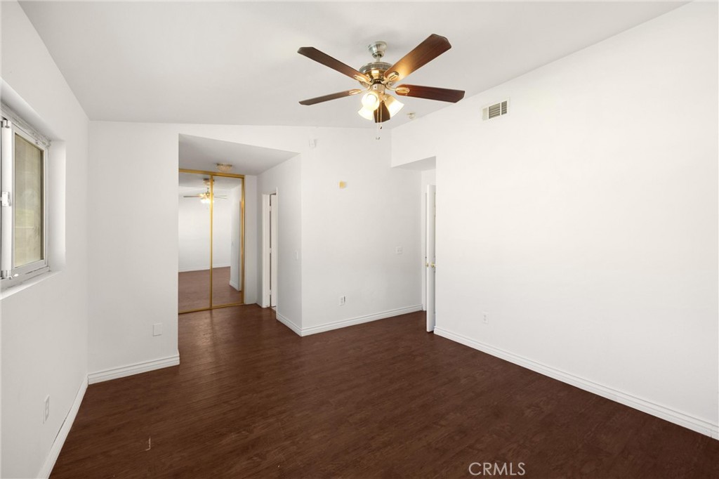861 S Arrowhead Avenue Property Photo 29