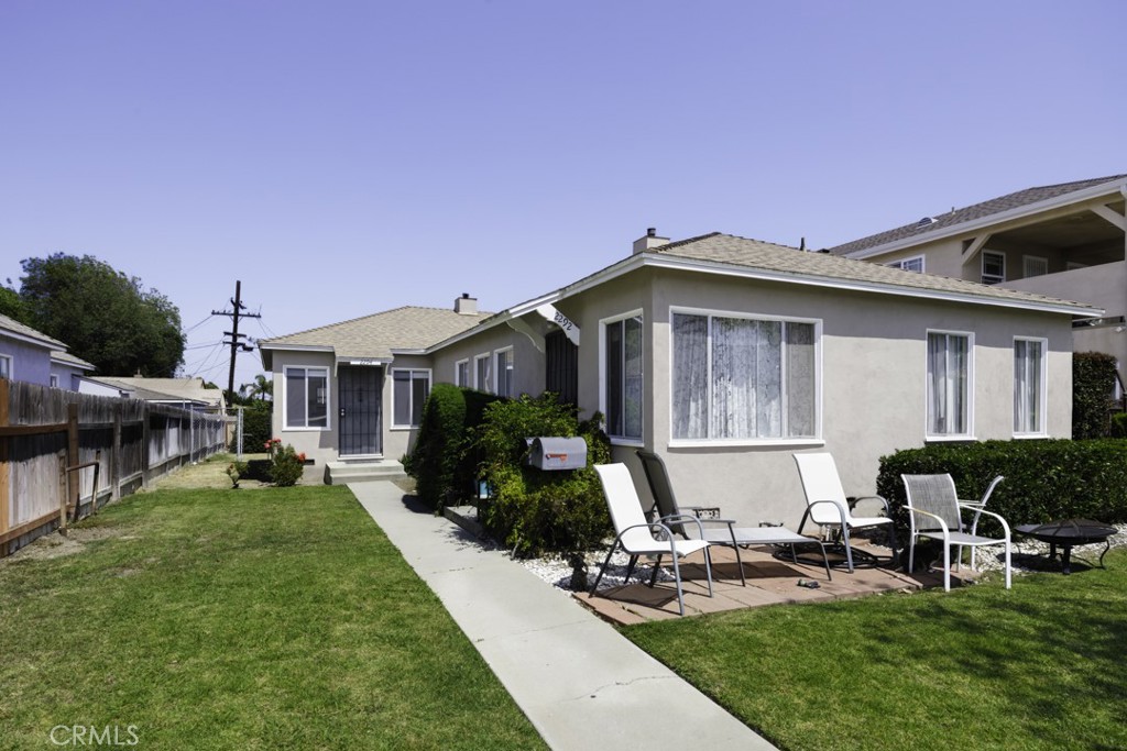 2292 Euclid Avenue Property Photo 1