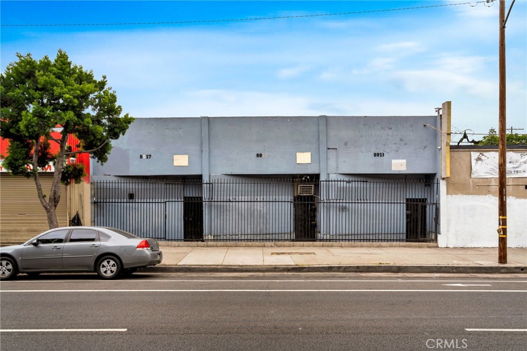 8915 S Vermont Avenue Property Photo 1