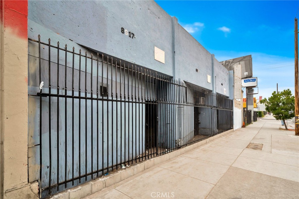 8915 S Vermont Avenue Property Photo 2